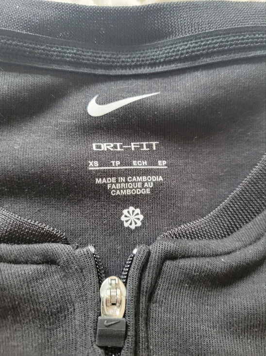 Nike Dri Fit Half Zip Pullover Black Gold Logo XS Athletic Minimal - Picture 2 of 6